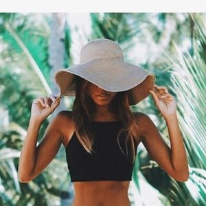 NWOT Cupshe black dream walker tank bikini TOP